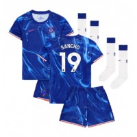 Camisa de Futebol Chelsea Jadon Sancho #19 Equipamento Principal Infantil 2024-25 Manga Curta (+ Calças curtas)